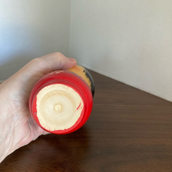 Kokeshi Doll in Red Komono - Picture 7 of 7